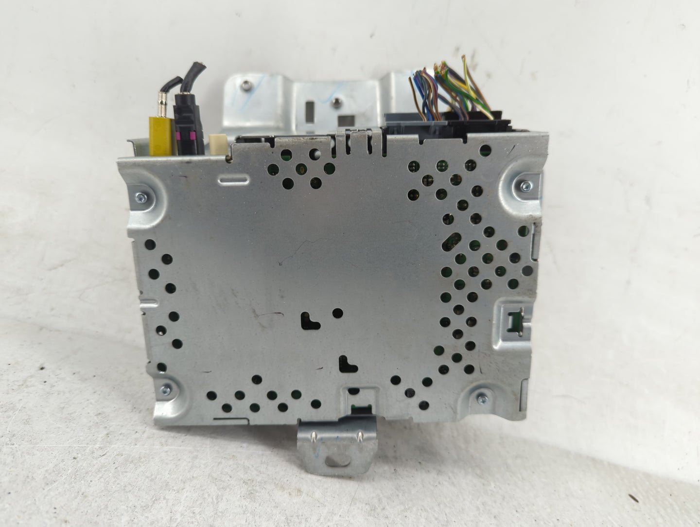 2021-2022 Ford Ecosport Radio AM FM Cd Player Receiver Replacement P/N:LU5T-18K810-KG Fits Fits 2021 2022 OEM Used Auto Part