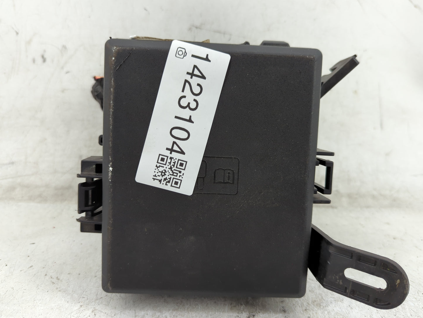 2021 Ford Ecosport Fusebox Fuse Box Panel Relay Module P/N:GN15-12A581-CJK Fits OEM Used Auto Parts - Oemusedautoparts1.com