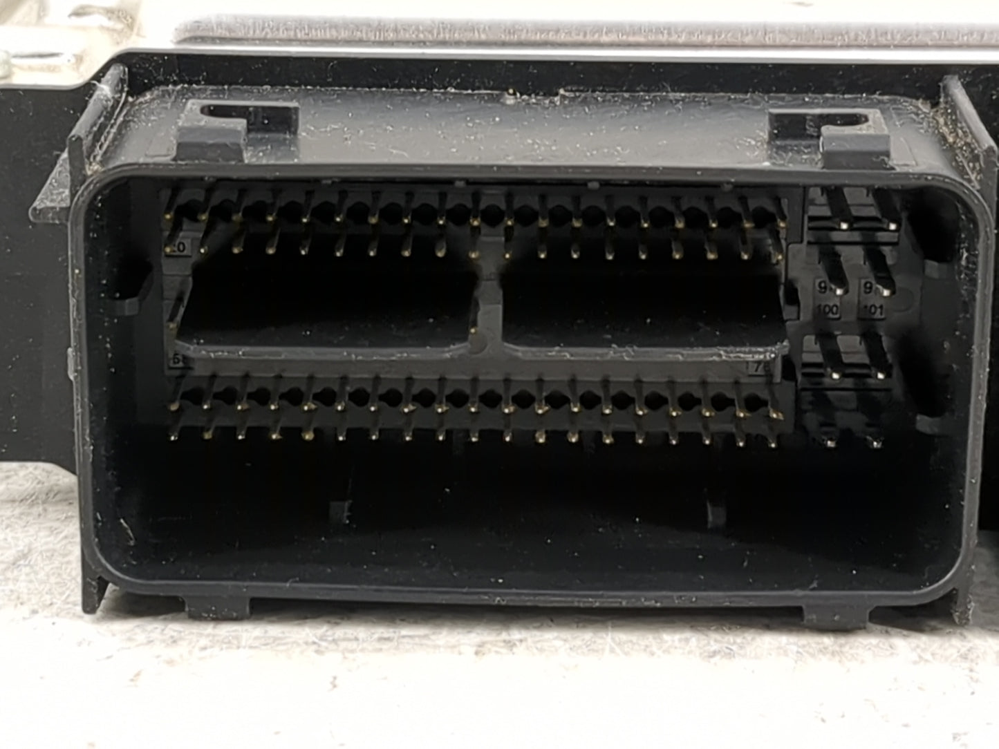 2018-2021 Ford Ecosport PCM Engine Control Computer ECU ECM PCU OEM P/N:JN15-12A650-BSB Fits Fits 2018 2019 2020 2021 OEM Us