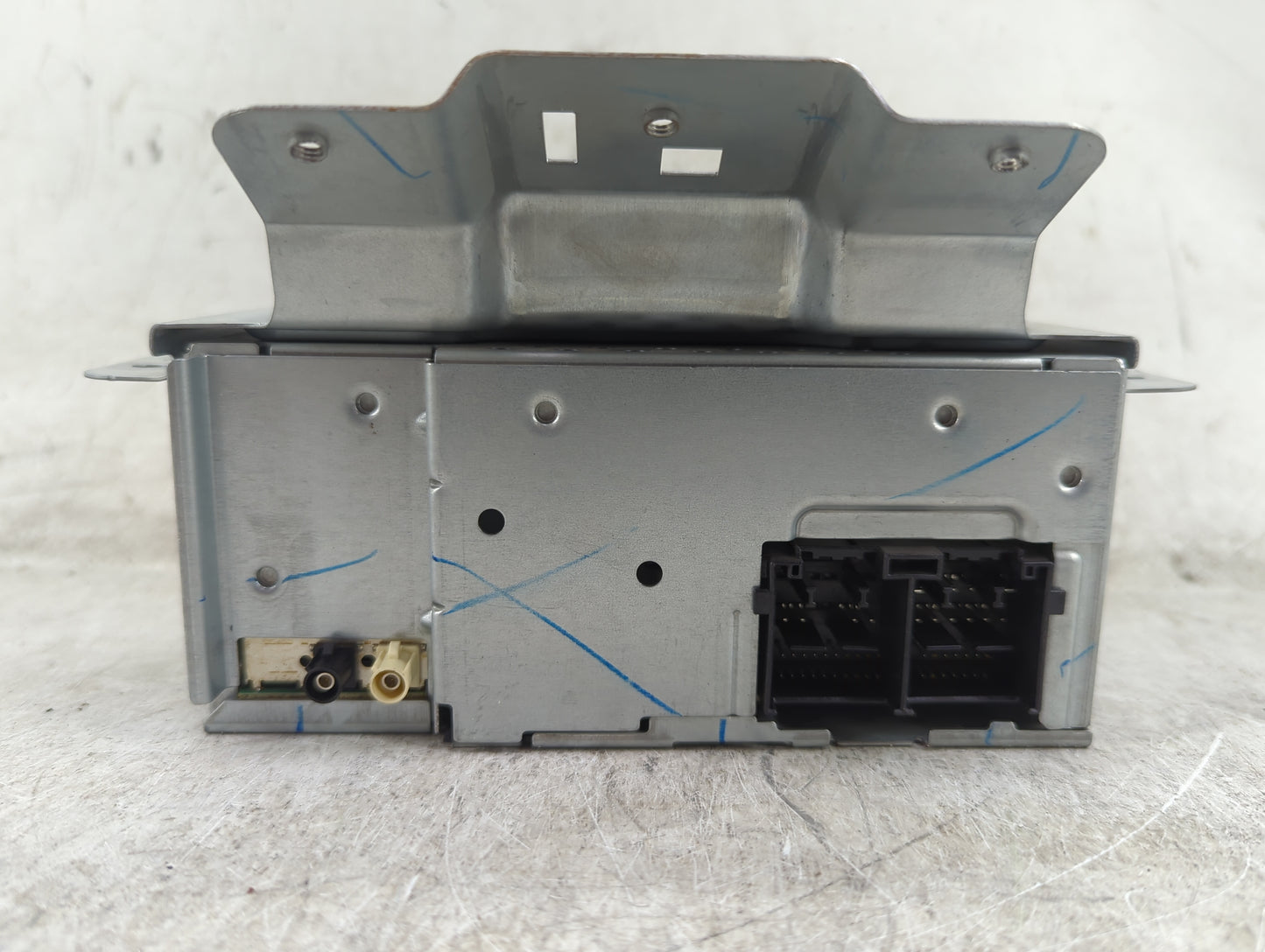 2018-2022 Ford Ecosport Radio AM FM Cd Player Receiver Replacement P/N:HNFVZ00G1BT HN1T-18C815-FV Fits OEM Used Auto Parts -