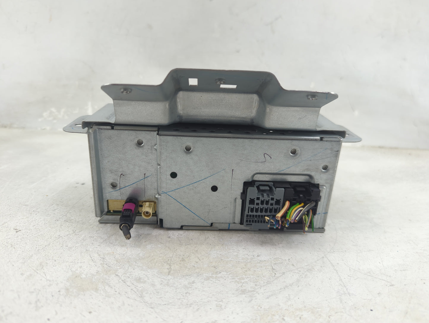 2018-2022 Ford Ecosport Radio AM FM Cd Player Receiver Replacement P/N:HNFVZ00DWYQ HN1T-18C815-FV Fits OEM Used Auto Parts -