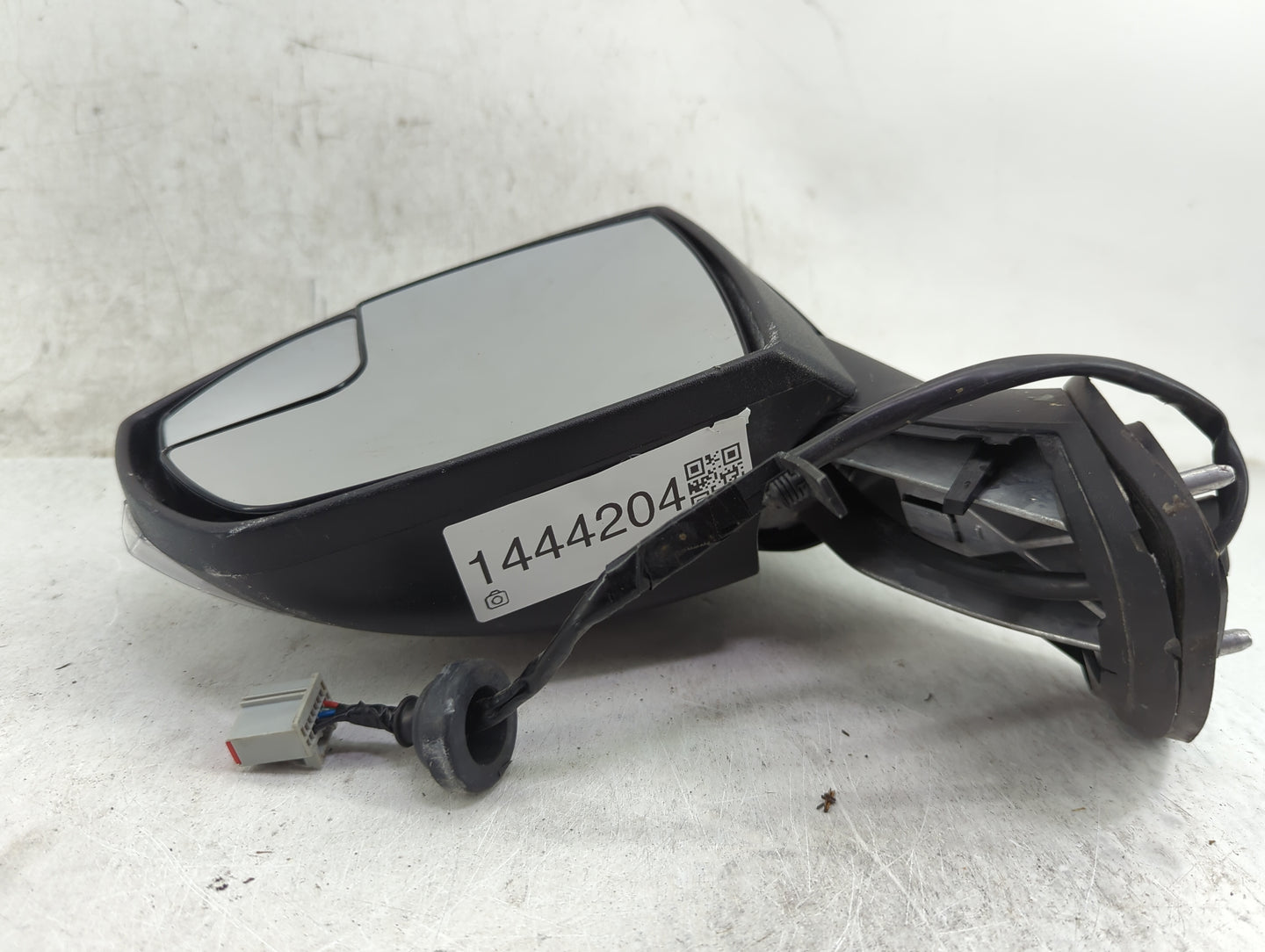 2018-2022 Ford Ecosport Driver Side View Mirror - Left Door Mirror OEM Used - Oemusedautoparts1.com