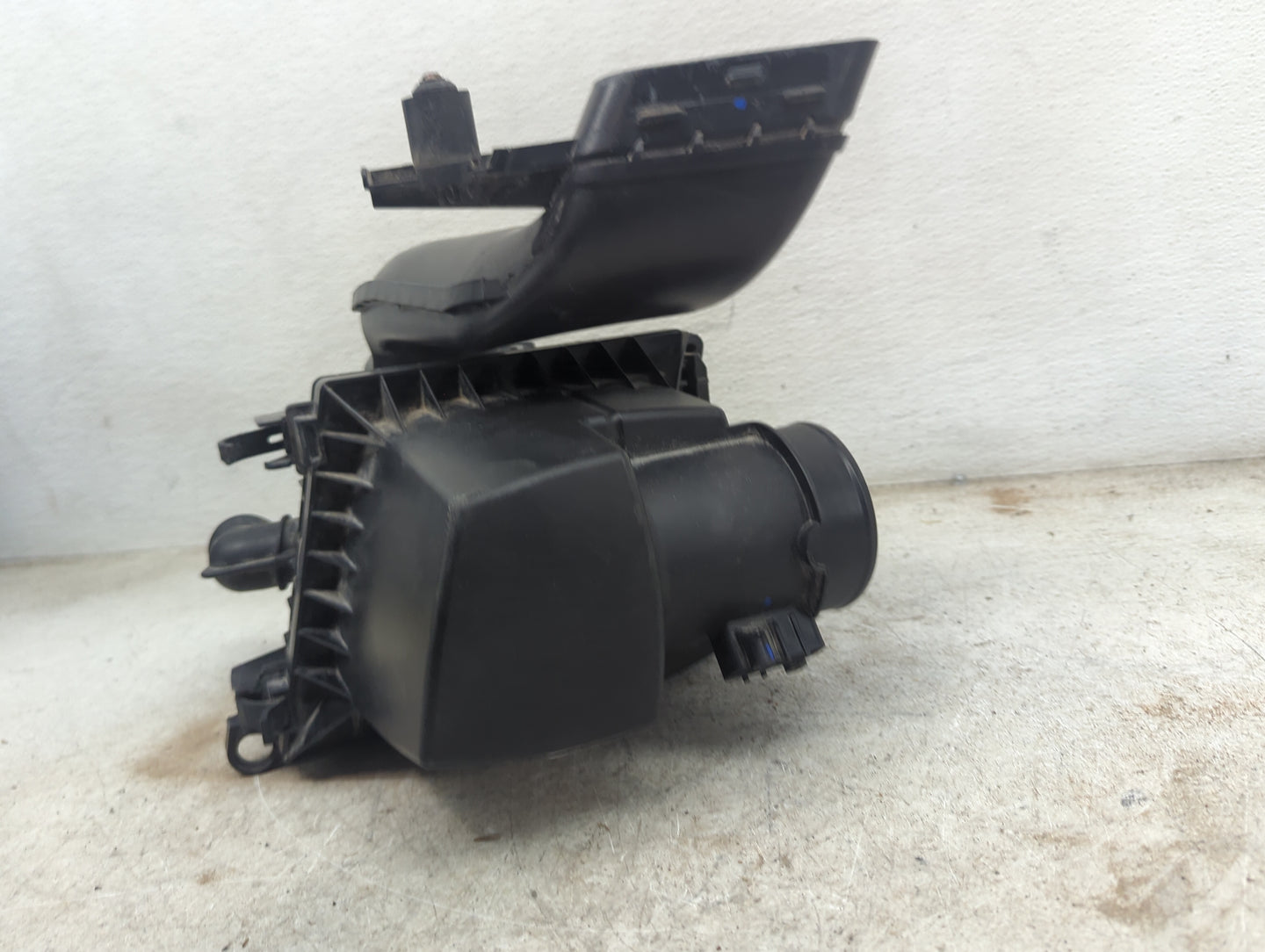 2018-2021 Ford Ecosport Air Cleaner Intake-duct Hose Tube 1481099 - Oemusedautoparts1.com
