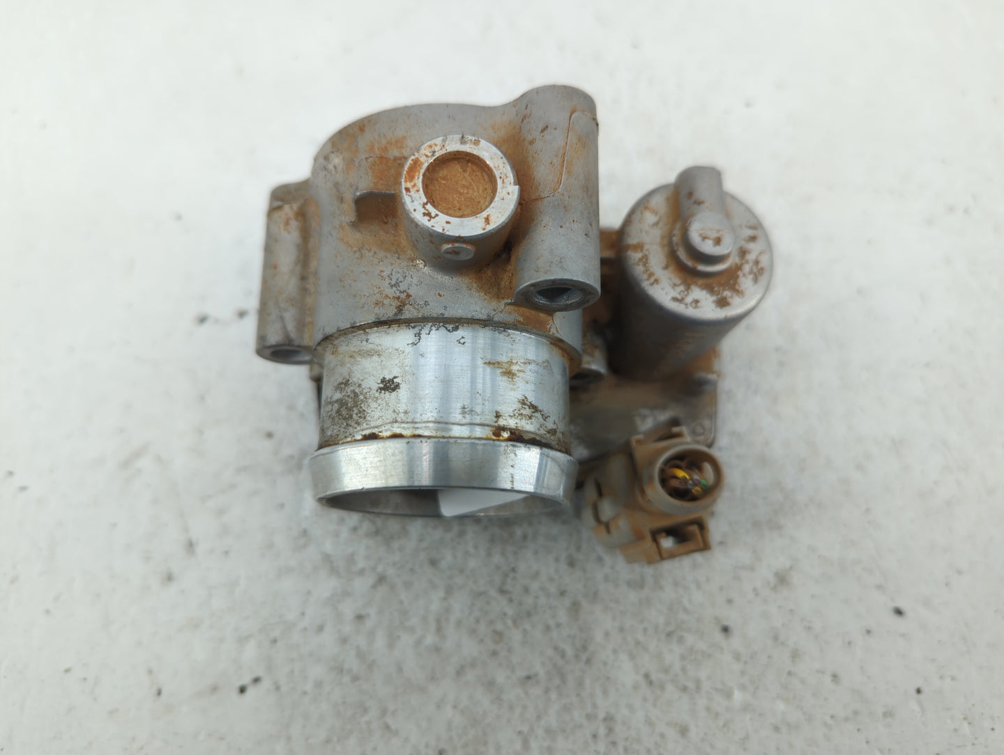 2018-2021 Ford Ecosport Throttle Body P/N:CM5G-9F991-GA Fits Fits 2018 2019 2020 2021 OEM Used Auto Parts - Oemusedautoparts