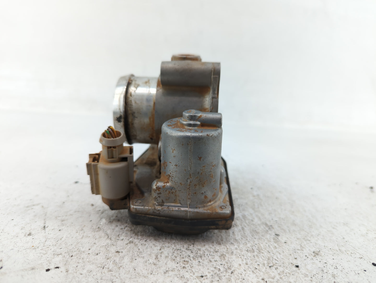 2018-2021 Ford Ecosport Throttle Body P/N:CM5G-9F991-GA Fits Fits 2018 2019 2020 2021 OEM Used Auto Parts - Oemusedautoparts