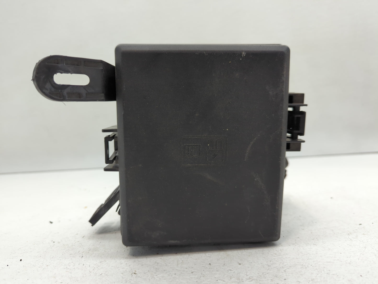 2021 Ford Ecosport Fusebox Fuse Box Panel Relay Module P/N:GN15-12A581-CJKTG Fits OEM Used Auto Parts - Oemusedautoparts1.co