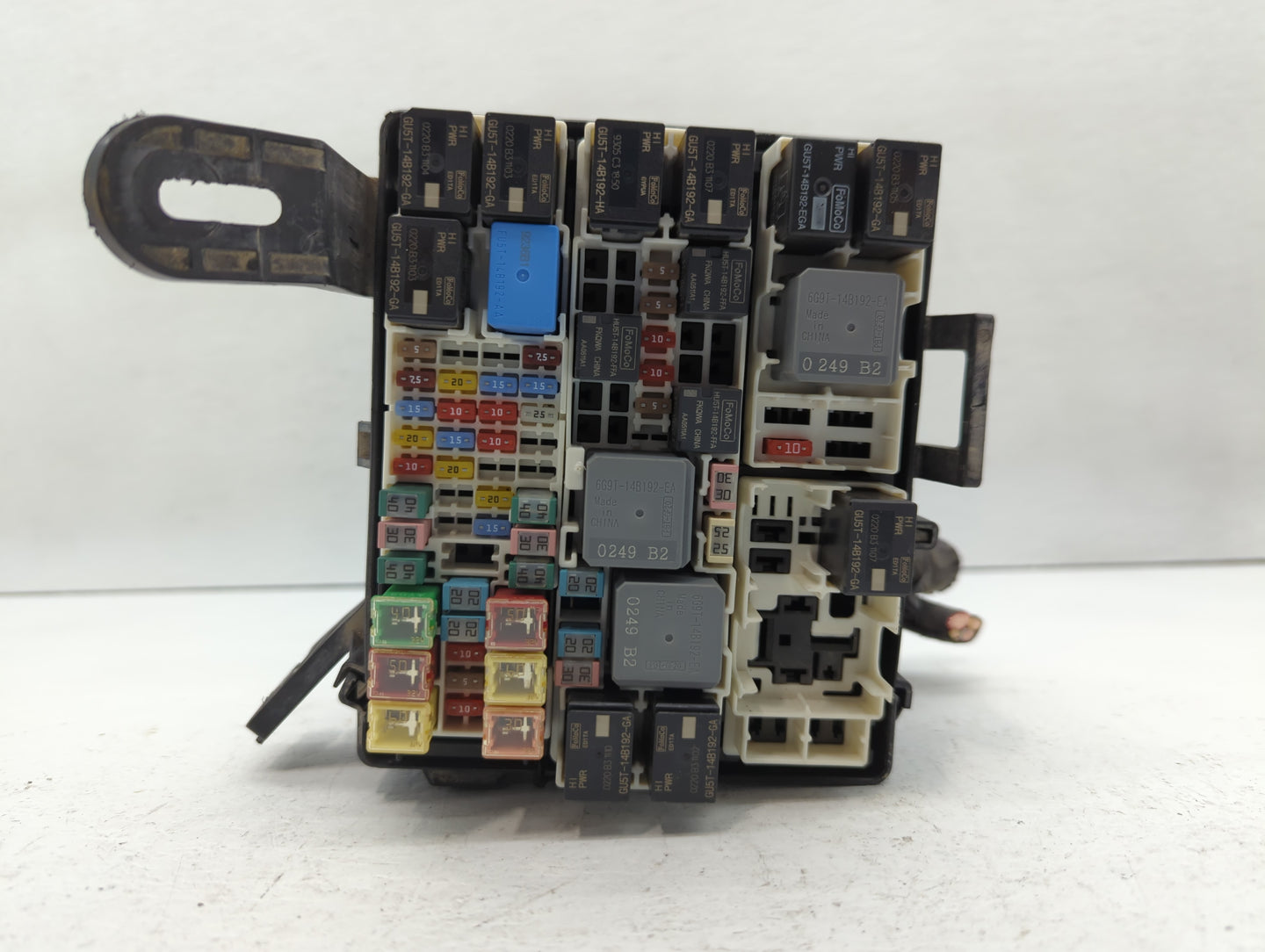 2021 Ford Ecosport Fusebox Fuse Box Panel Relay Module P/N:GN15-12A581-CJKTG Fits OEM Used Auto Parts - Oemusedautoparts1.co