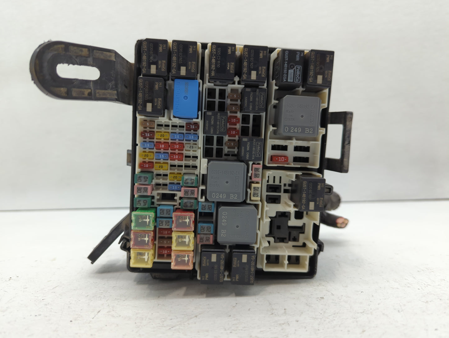 2021 Ford Ecosport Fusebox Fuse Box Panel Relay Module P/N:GN15-12A581-CJKTG Fits OEM Used Auto Parts - Oemusedautoparts1.co