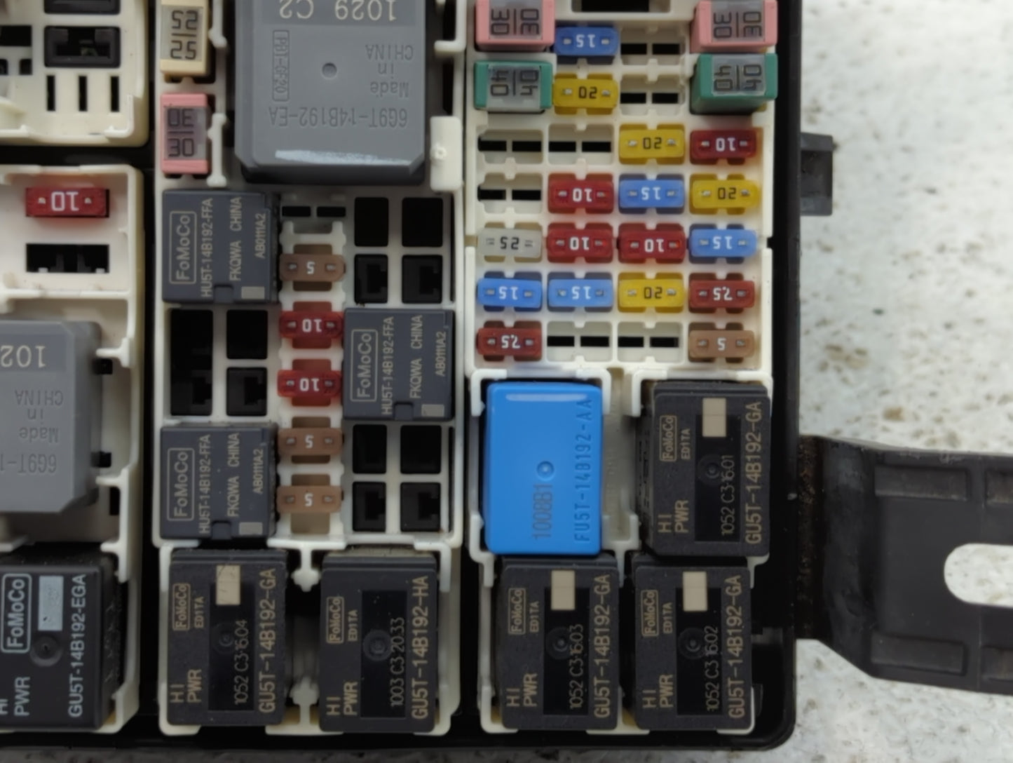 2021 Ford Ecosport Fusebox Fuse Box Panel Relay Module P/N:GN15-12A681-LZKTG Fits OEM Used Auto Parts - Oemusedautoparts1.co