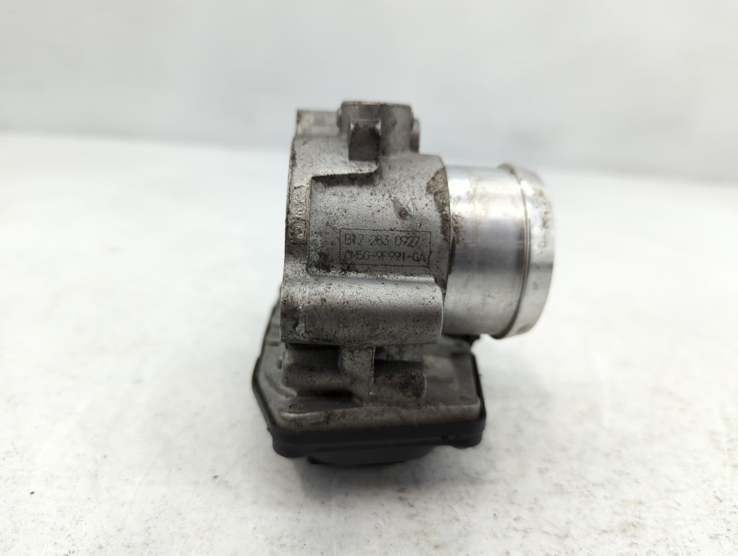 2018-2021 Ford Ecosport Throttle Body P/N:B17 283 0927 CM5G-9F991-GA Fits Fits 2018 2019 2020 2021 OEM Used Auto Parts - Oem