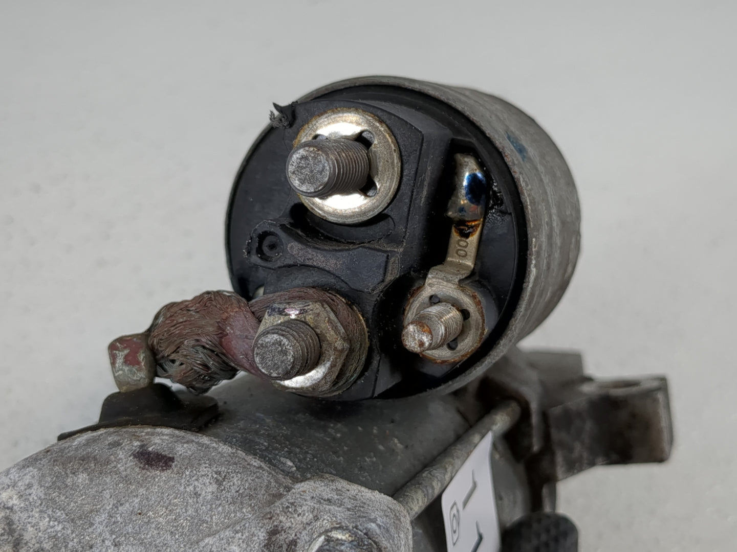 2019-2020 Ford Edge Car Starter Motor Solenoid OEM P/N:K2GT-11000-BC K2GT-11000-BB Fits Fits 2019 2020 2021 2022 OEM Used Au