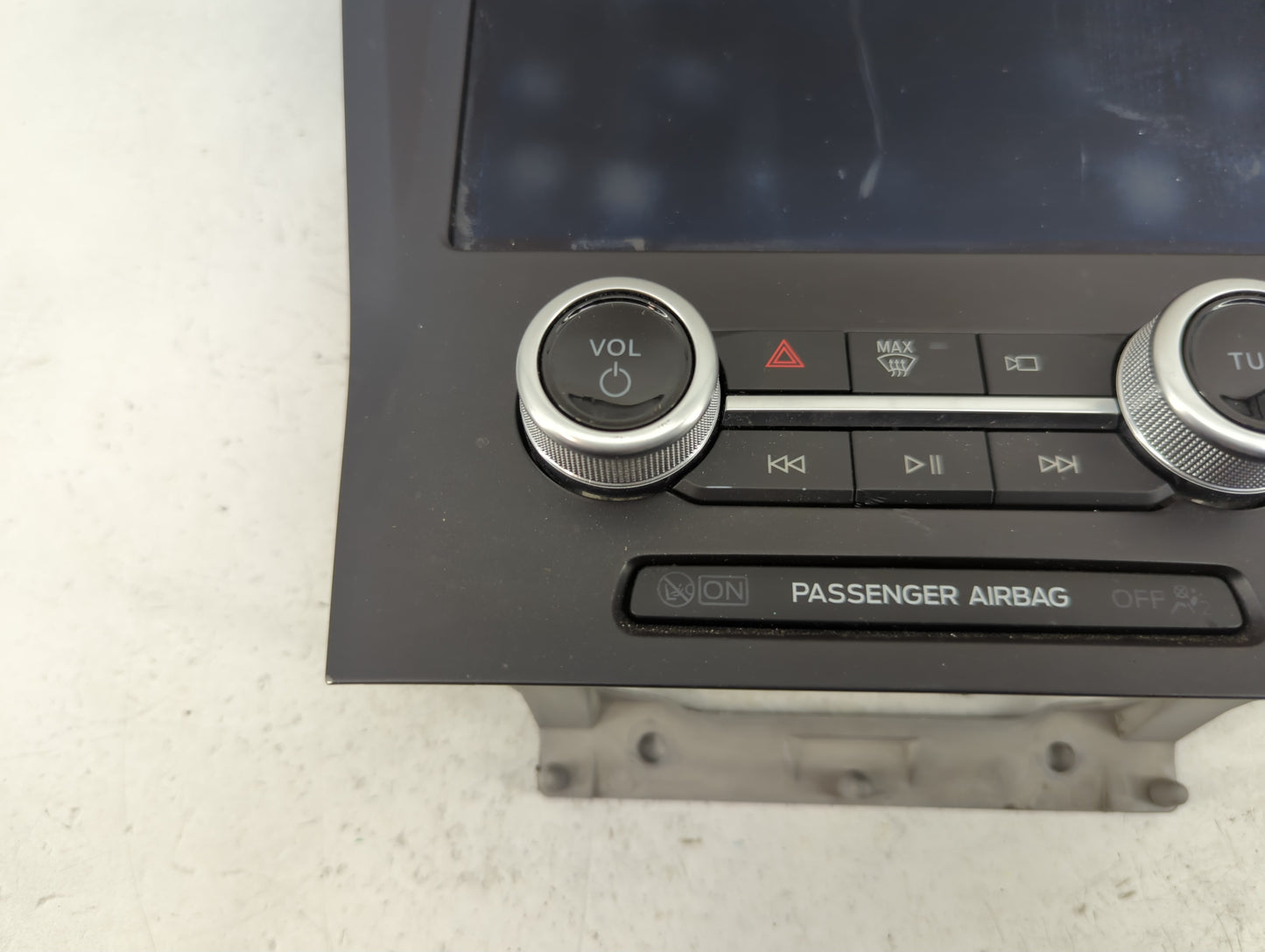 2021 Ford Edge Radio AM FM Cd Player Receiver Replacement P/N:M2GT-14F180-FB M2GT-18B955-FC Fits OEM Used Auto Parts - Oemus