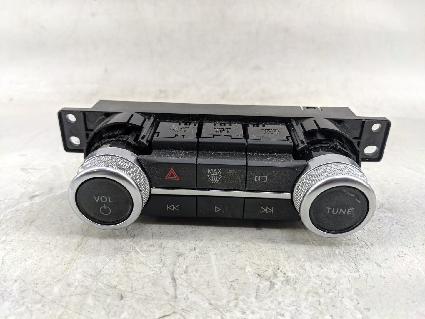 2021 Ford Edge Climate Control Module Temperature AC/Heater Replacement P/N:MT4T-18K811-ABW Fits OEM Used Auto Parts - Oemus