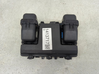 compare product 2019-2020 Ford Edge Fusebox Fuse Box Panel Relay Module P/N:G2GT14A075AA Fits Fits 2019 2020 OEM Used Auto Parts