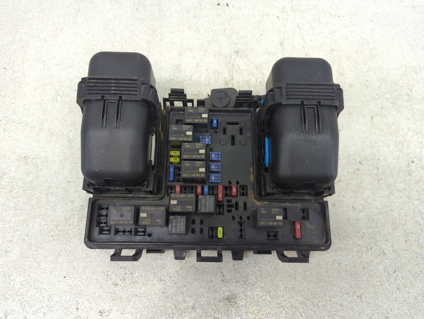 2019-2020 Ford Edge Fusebox Fuse Box Panel Relay Module P/N:G2GT14A075AA Fits Fits 2019 2020 OEM Used Auto Parts - Oemusedau