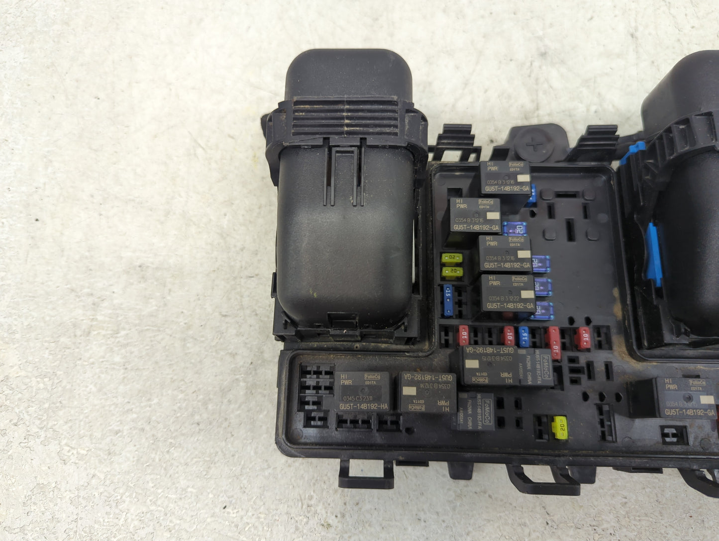 2019-2020 Ford Edge Fusebox Fuse Box Panel Relay Module P/N:G2GT14A075AA Fits Fits 2019 2020 OEM Used Auto Parts - Oemusedau