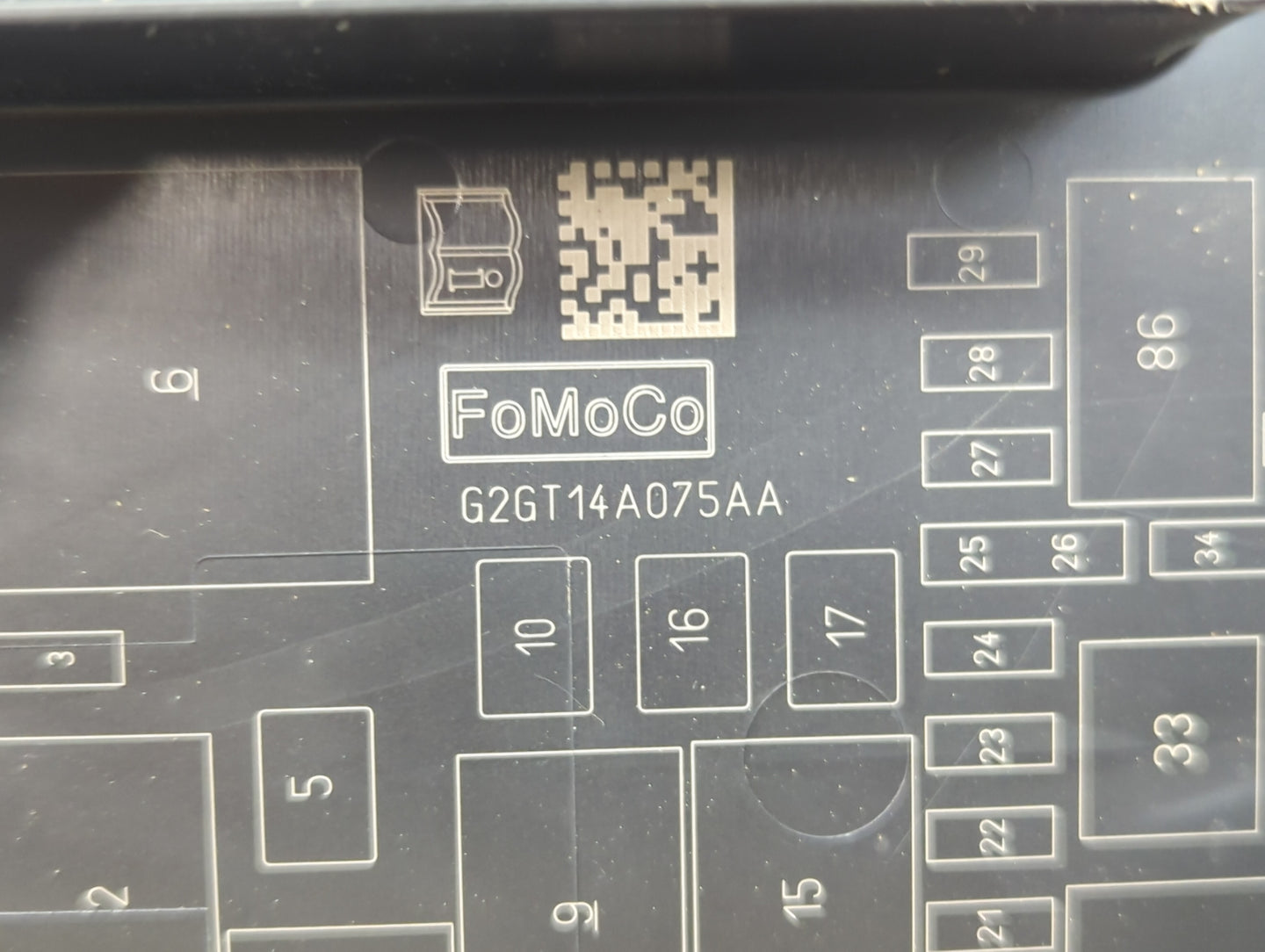 2019-2020 Ford Edge Fusebox Fuse Box Panel Relay Module P/N:G2GT14A075AA Fits Fits 2019 2020 OEM Used Auto Parts - Oemusedau