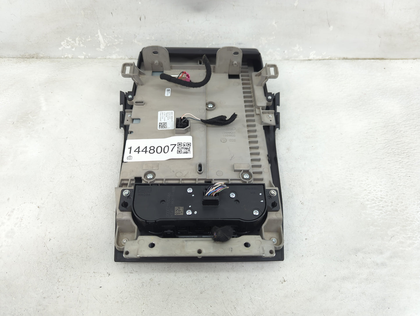 2021 Ford Edge Information Display Screen - Oemusedautoparts1.com