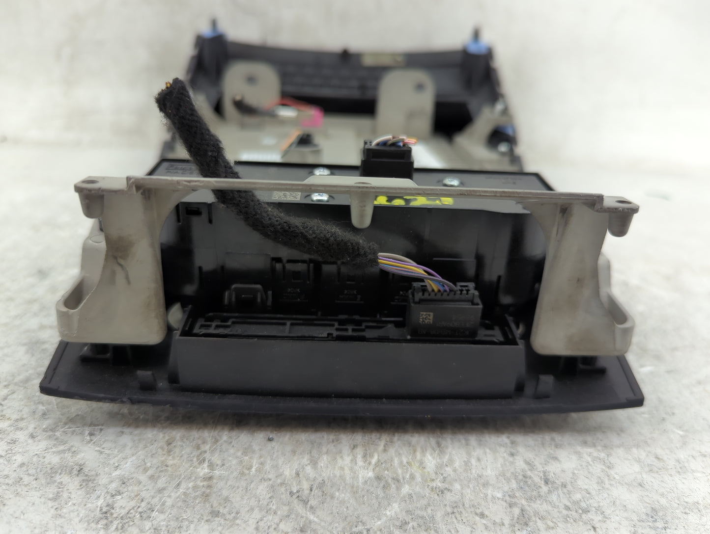 2021 Ford Edge Information Display Screen 1467874 - Oemusedautoparts1.com