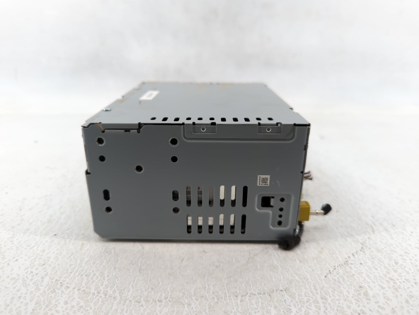 2021 Ford Edge Am Fm Cd Player Radio Receiver - Oemusedautoparts1.com