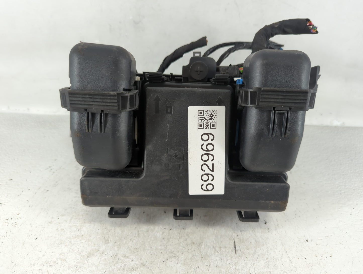 2021 Ford Edge Fusebox Fuse Box Panel Relay Module P/N:K2GT 14D068BC_ Fits OEM Used Auto Parts - Oemusedautoparts1.com