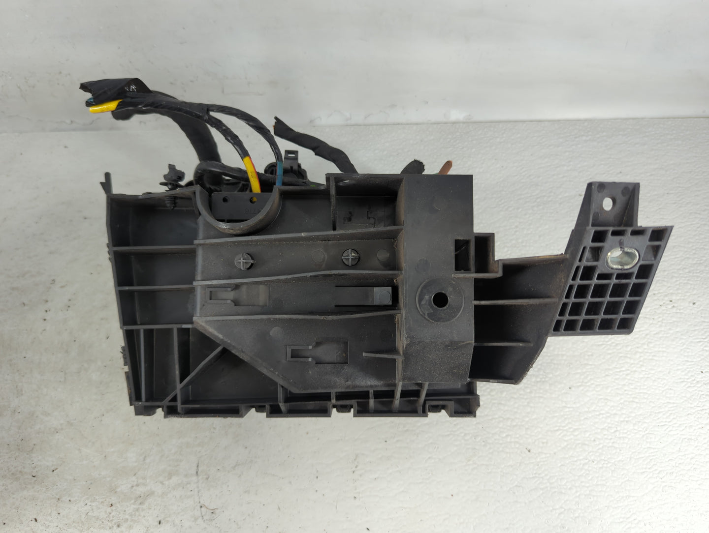 2021 Ford Edge Fusebox Fuse Box Panel Relay Module P/N:K2GT 14D068BC_ Fits OEM Used Auto Parts - Oemusedautoparts1.com