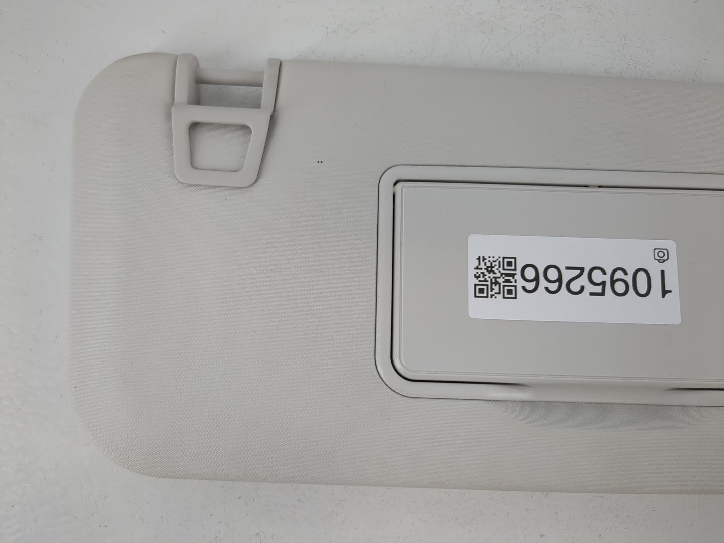 2021-2022 Ford Escape Sun Visor Shade Replacement Passenger Right Mirror Fits Fits 2021 2022 OEM Used Auto Parts - Oemusedau