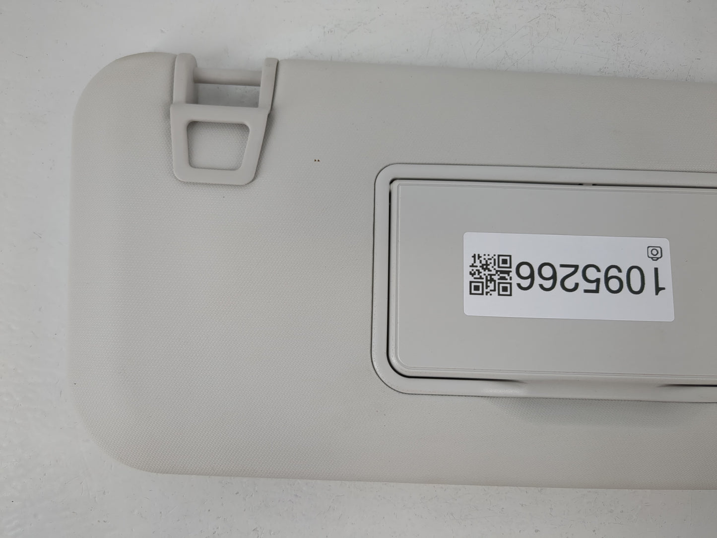 2021-2022 Ford Escape Sun Visor Shade Replacement Passenger Right Mirror Fits Fits 2021 2022 OEM Used Auto Parts - Oemusedau