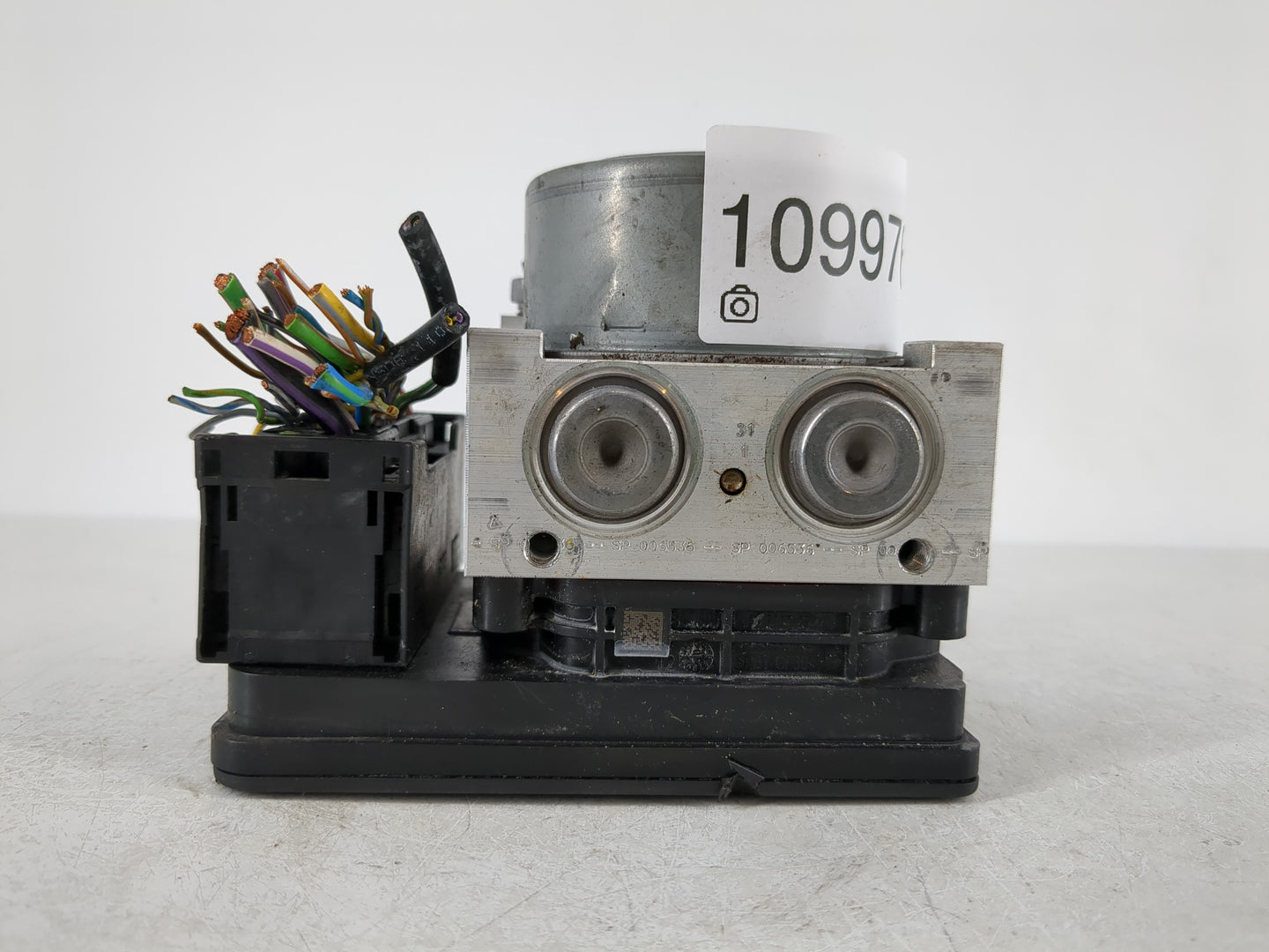 2020-2022 Ford Escape ABS Pump Control Module Replacement P/N:LX6C-2B373-CM Fits Fits 2020 2021 2022 OEM Used Auto Parts - O