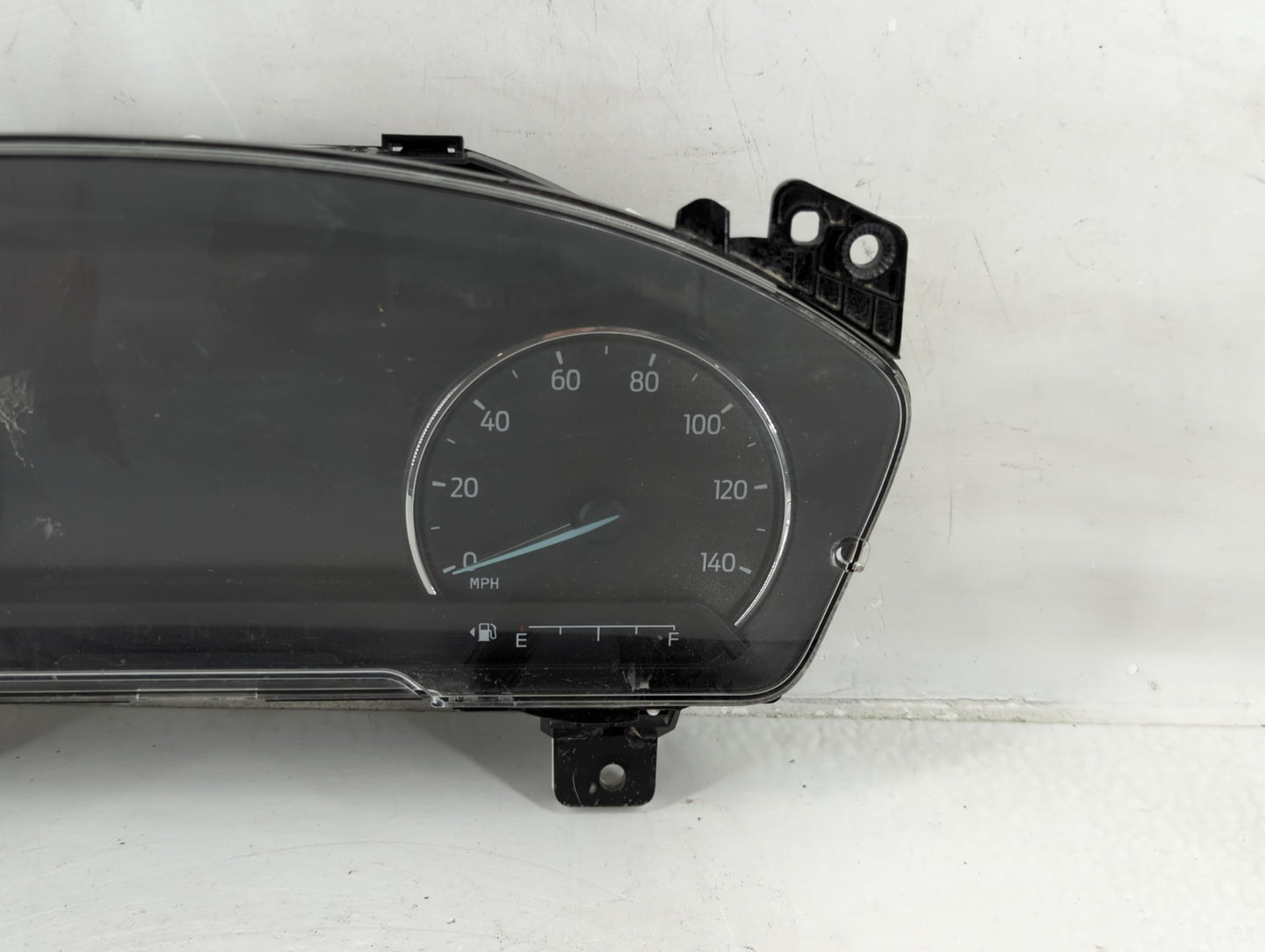 2021-2022 Ford Escape Instrument Cluster Speedometer Gauges P/N:LJ6T-10849-CGH Fits Fits 2021 2022 OEM Used Auto Parts - Oem