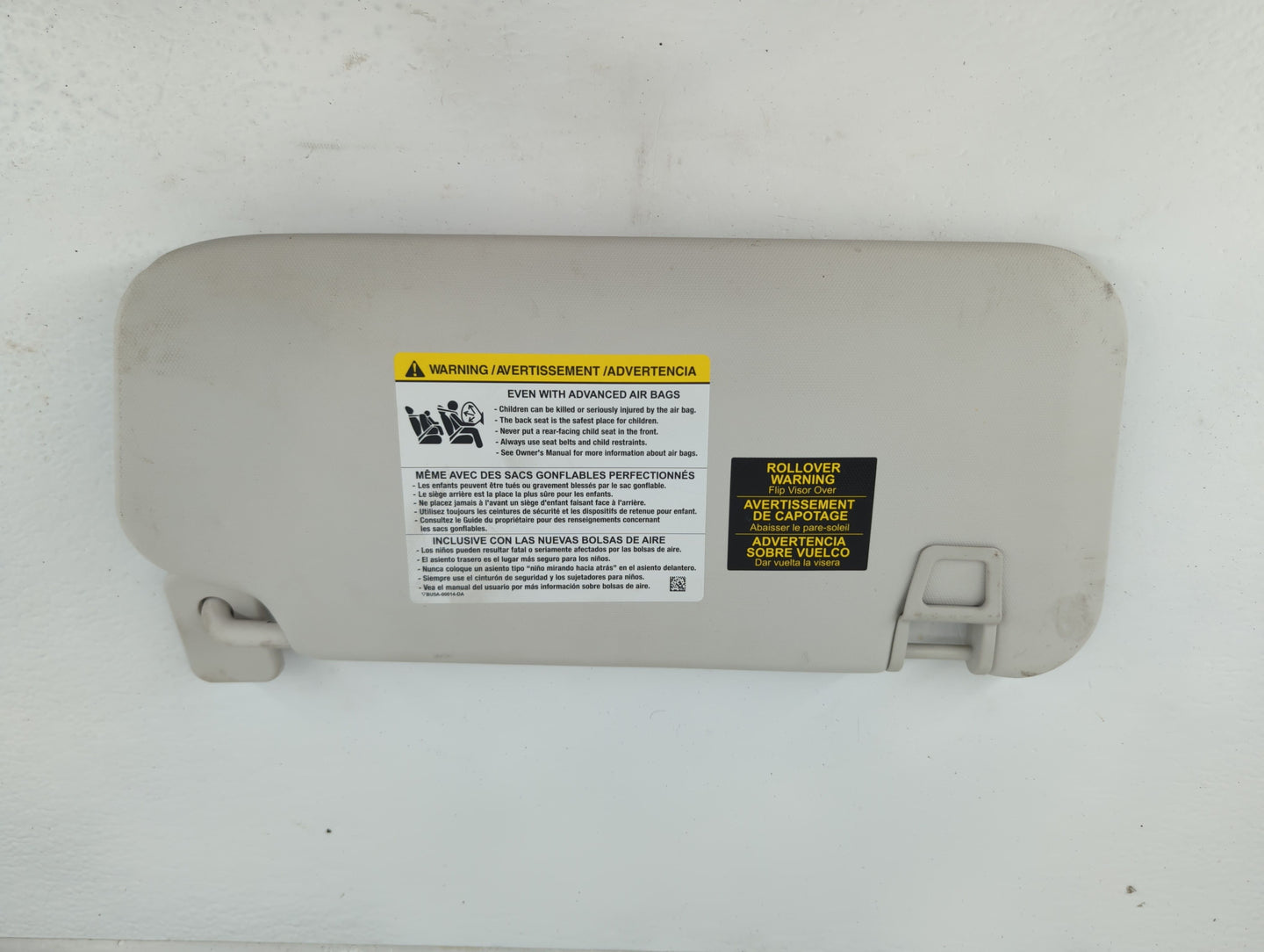 2021 Ford Escape Sun Visor Shade Replacement Driver Left Mirror Fits OEM Used Auto Parts - Oemusedautoparts1.com