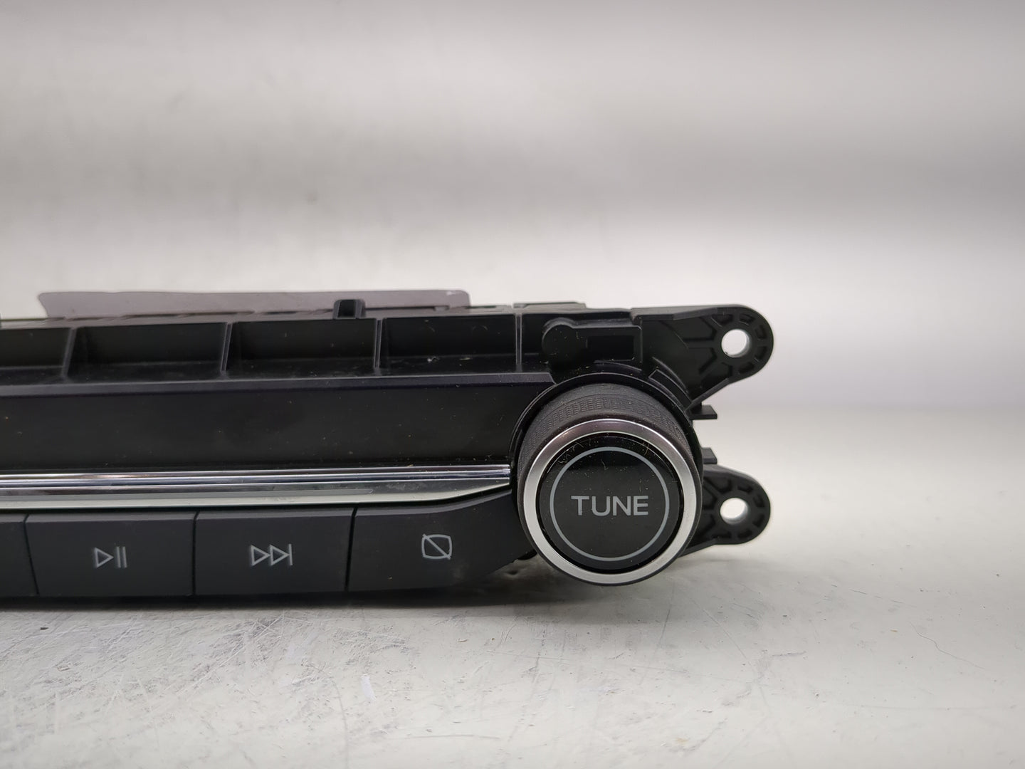 2021-2022 Ford Escape Radio Control Panel - Oemusedautoparts1.com