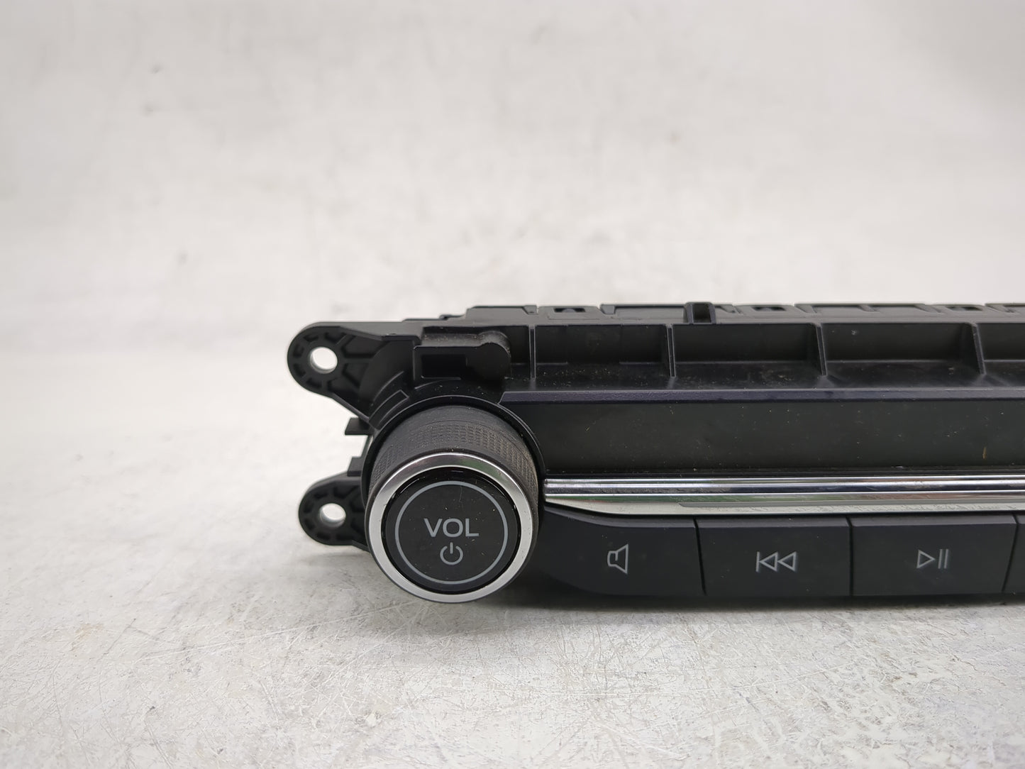 2021-2022 Ford Escape Radio Control Panel - Oemusedautoparts1.com