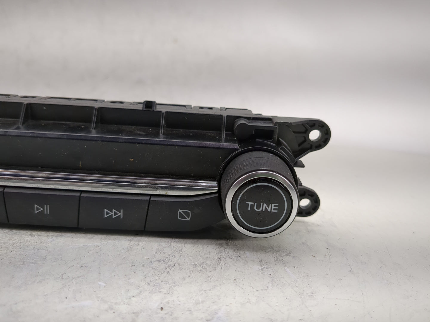 2021-2022 Ford Escape Radio Control Panel - Oemusedautoparts1.com