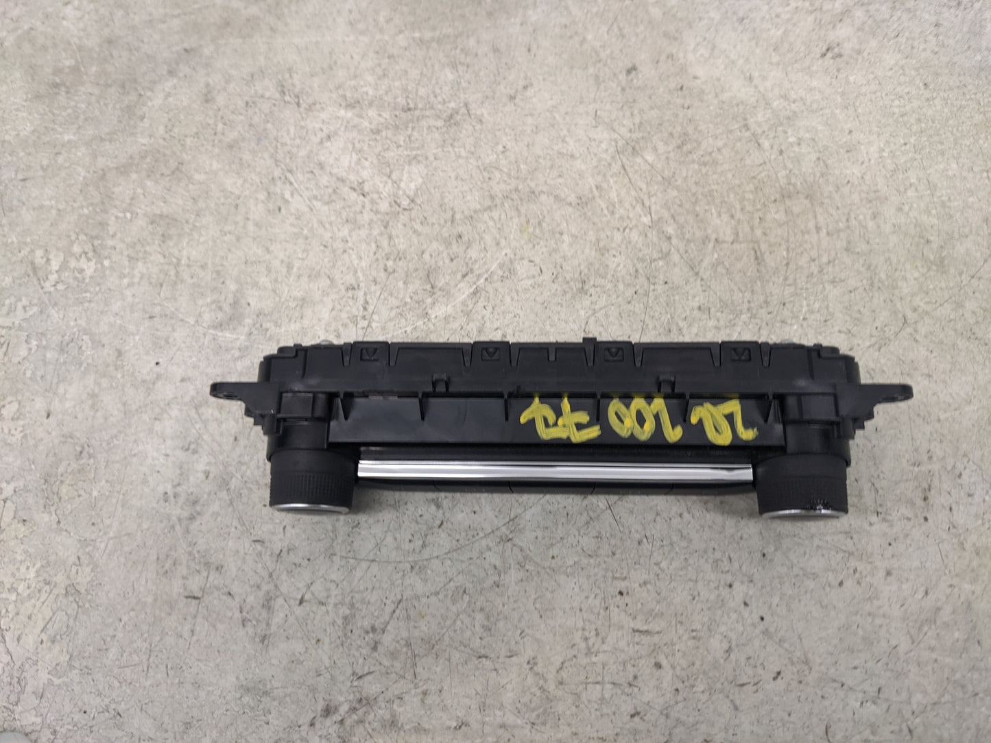 2021-2022 Ford Escape Radio Control Panel - Oemusedautoparts1.com