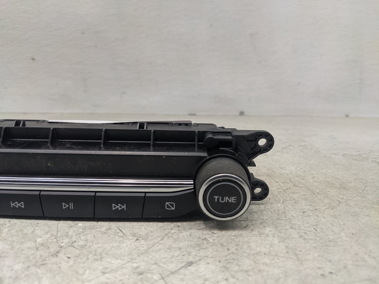 2021-2022 Ford Escape Radio Control Panel - Oemusedautoparts1.com