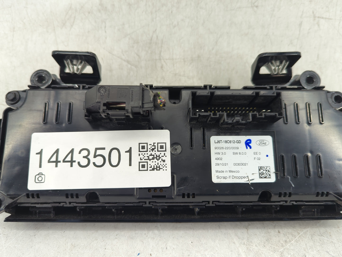 2020-2022 Ford Escape Climate Control Module Temperature AC/Heater Replacement P/N:LJ6T-18C612-GD Fits Fits 2020 2021 2022 O