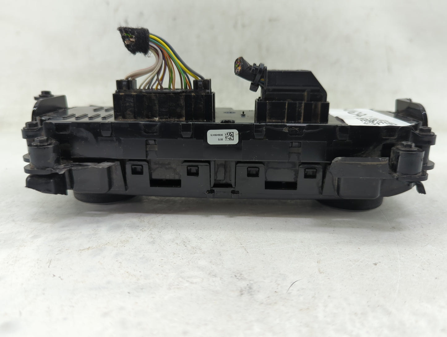2020-2022 Ford Escape Climate Control Module Temperature AC/Heater Replacement P/N:LJ6T-18C612-GD Fits Fits 2020 2021 2022 O