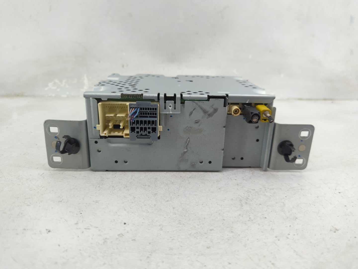 2021-2022 Ford Escape Radio AM FM Cd Player Receiver Replacement P/N:M1PT-18K810-AA CCAA140762 Fits Fits 2021 2022 OEM Used 
