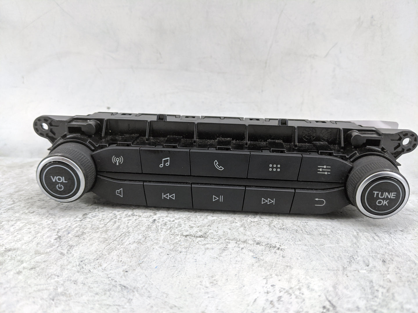 2020-2022 Ford Escape Radio Control Panel 1478326 - Oemusedautoparts1.com