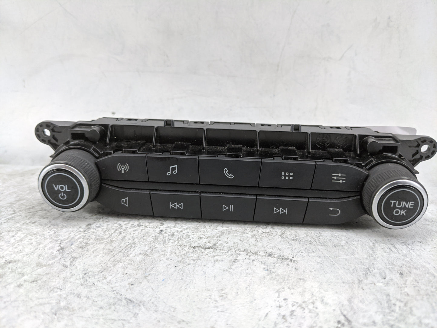 2020-2022 Ford Escape Radio Control Panel 1478326 - Oemusedautoparts1.com