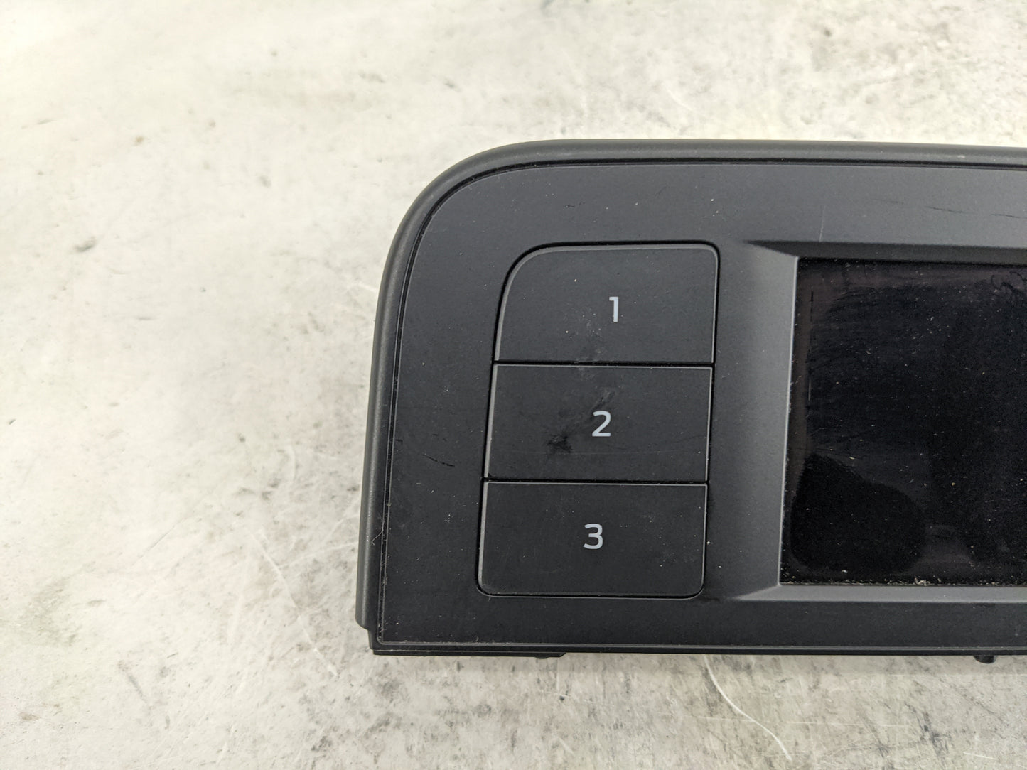 2020-2022 Ford Escape Information Display Screen 1483397 - Oemusedautoparts1.com