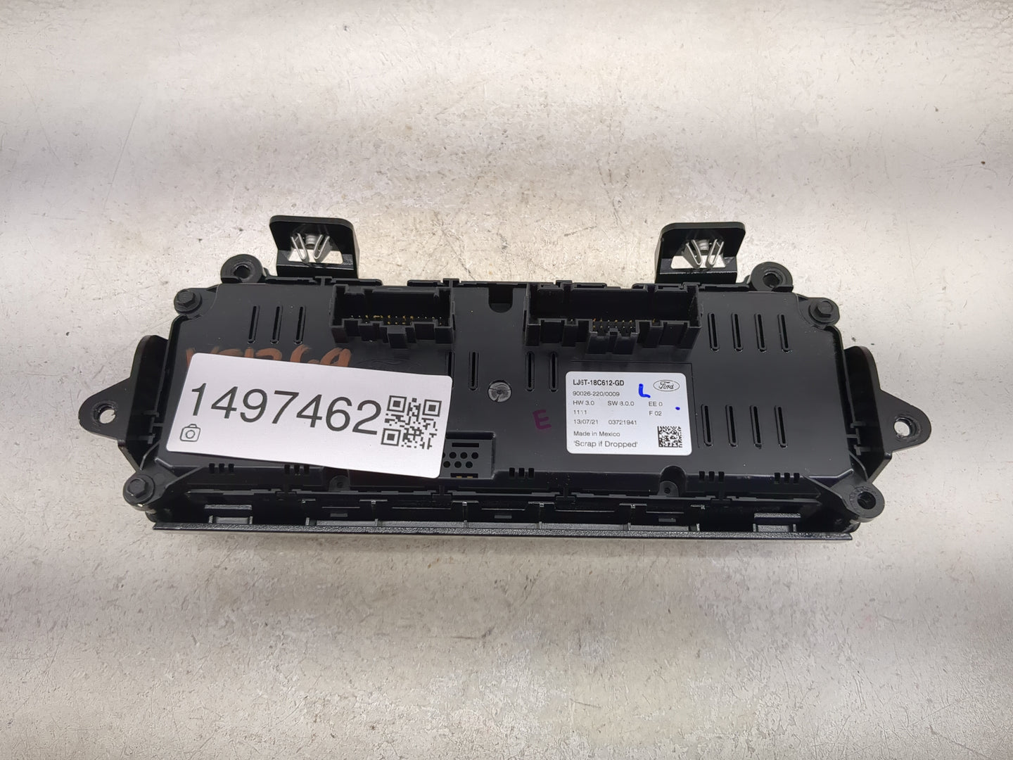 2020-2022 Ford Escape Climate Control Module Temperature AC/Heater Replacement P/N:LJ6T-18C612-GD Fits Fits 2020 2021 2022 O