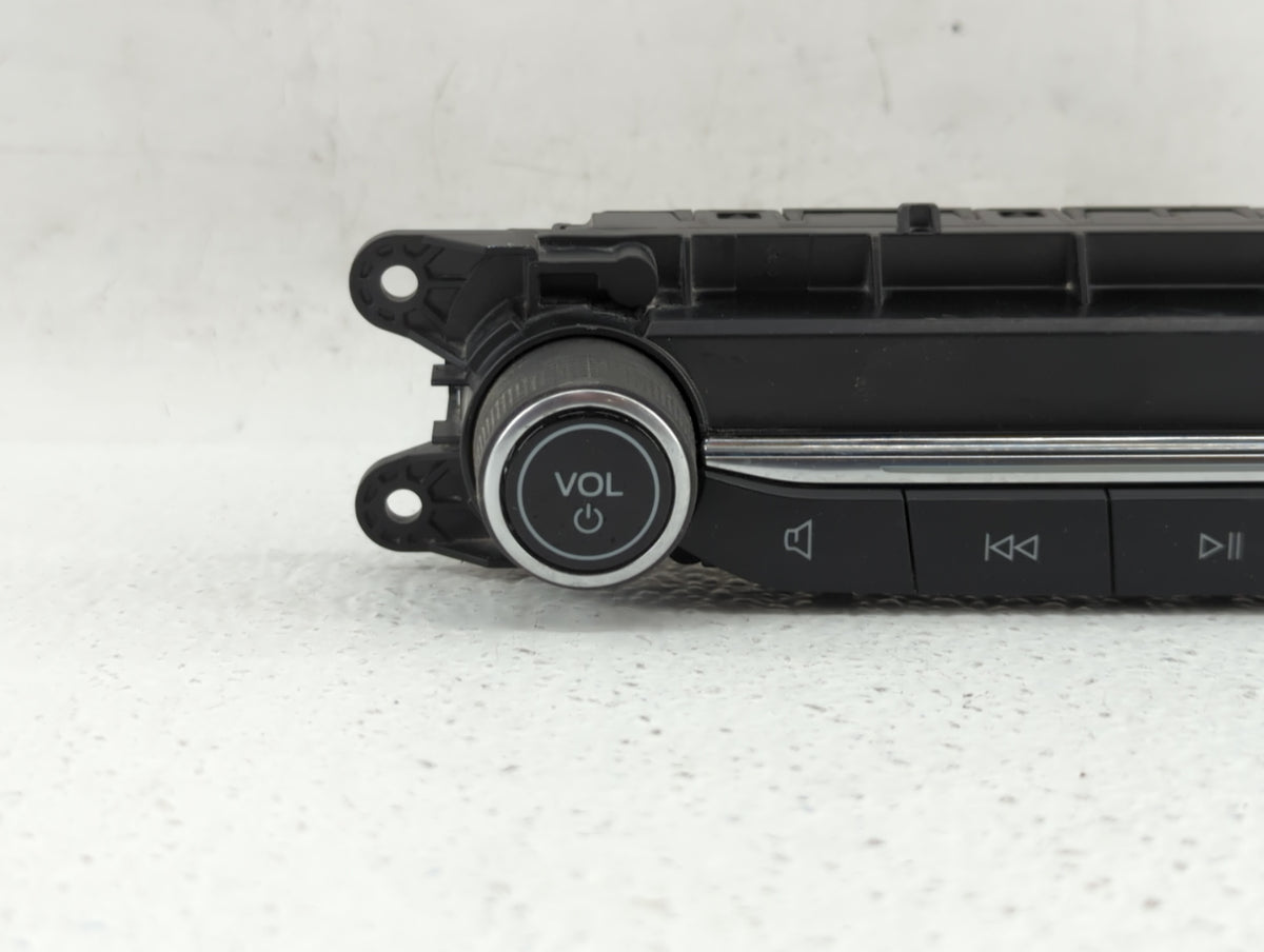 2021 Ford Escape Am Fm Cd Player Radio Receiver 338780 - Oemusedautoparts1.com