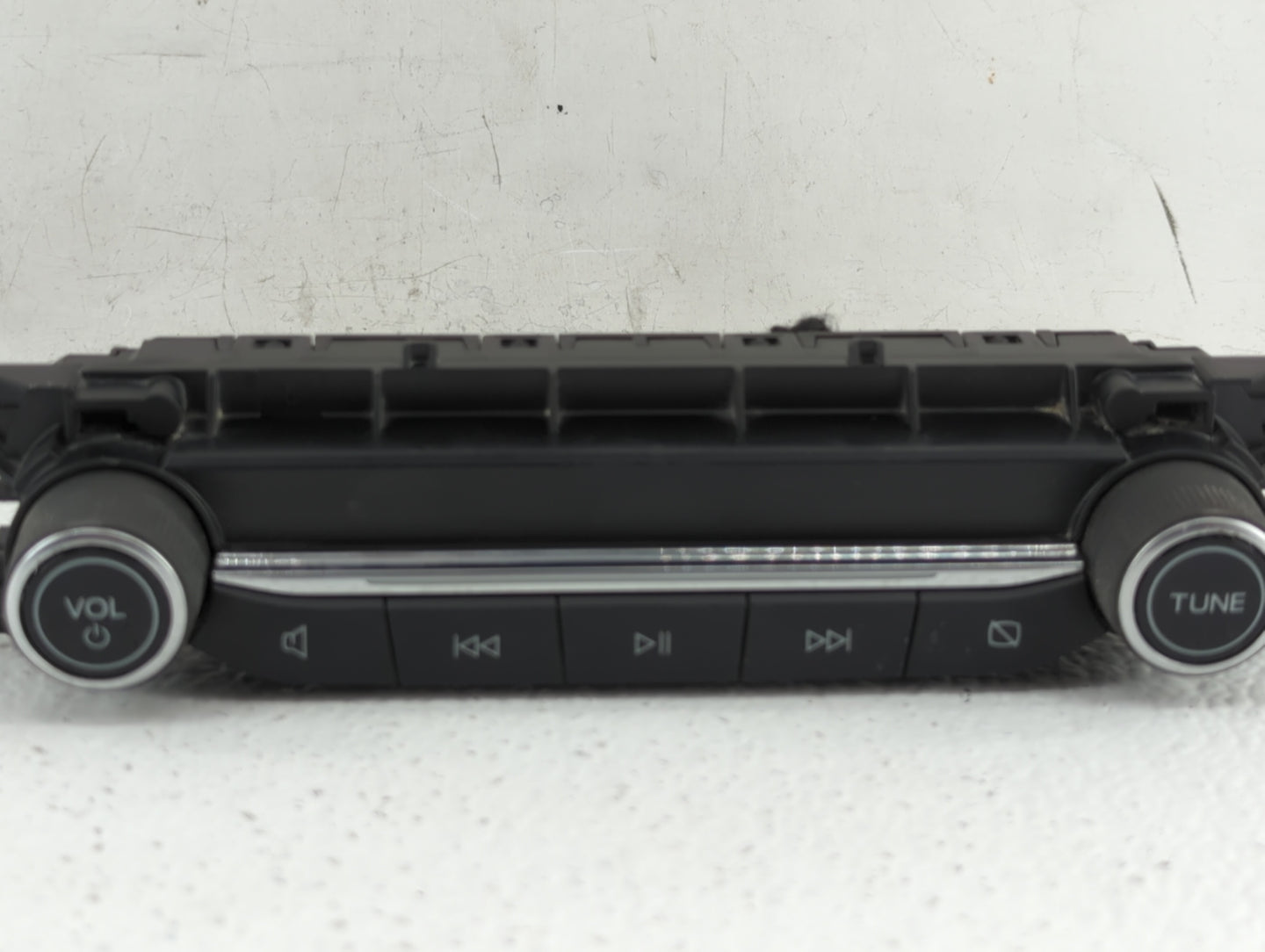 2021 Ford Escape Am Fm Cd Player Radio Receiver - Oemusedautoparts1.com