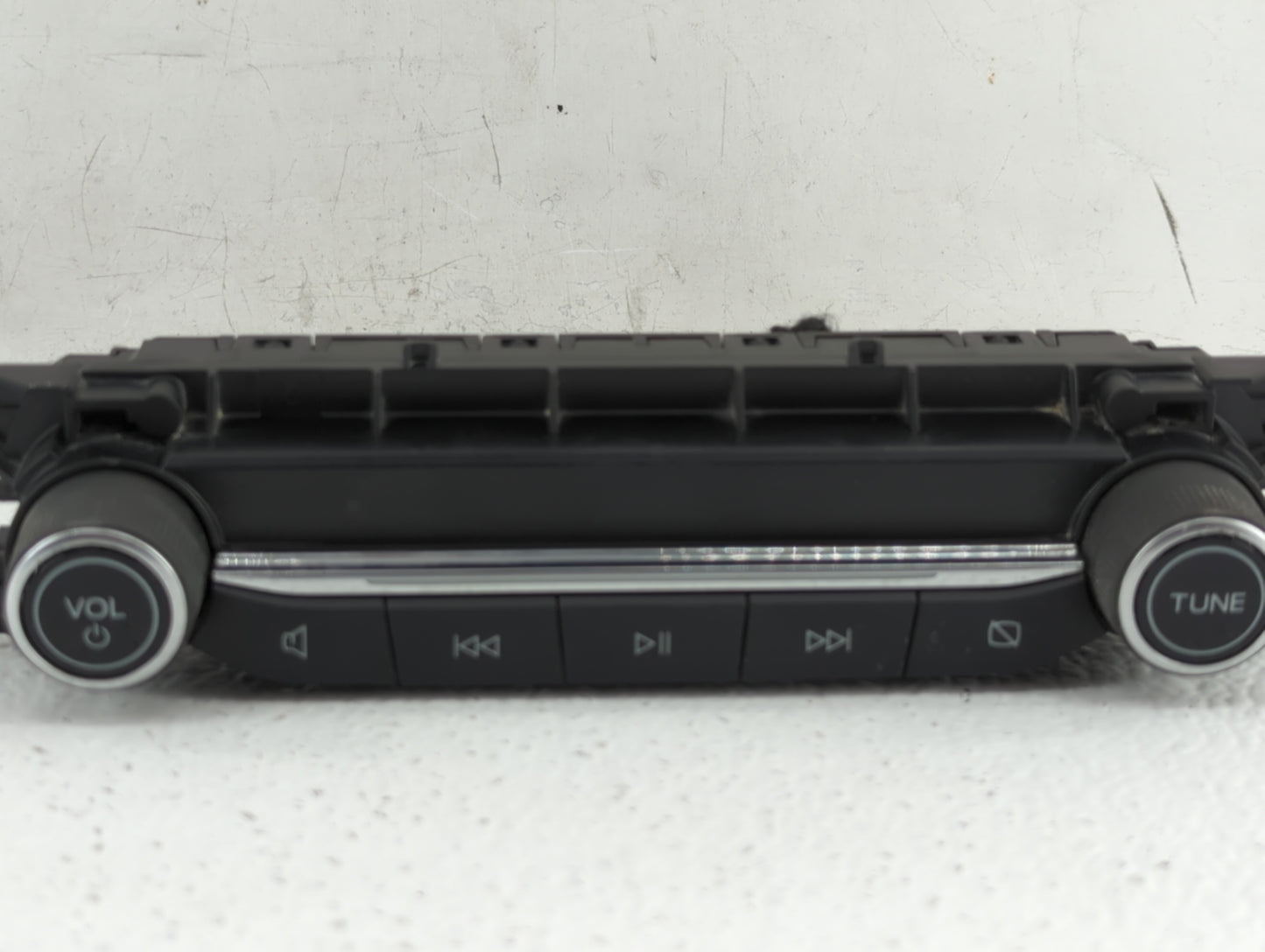 2021 Ford Escape Am Fm Cd Player Radio Receiver - Oemusedautoparts1.com
