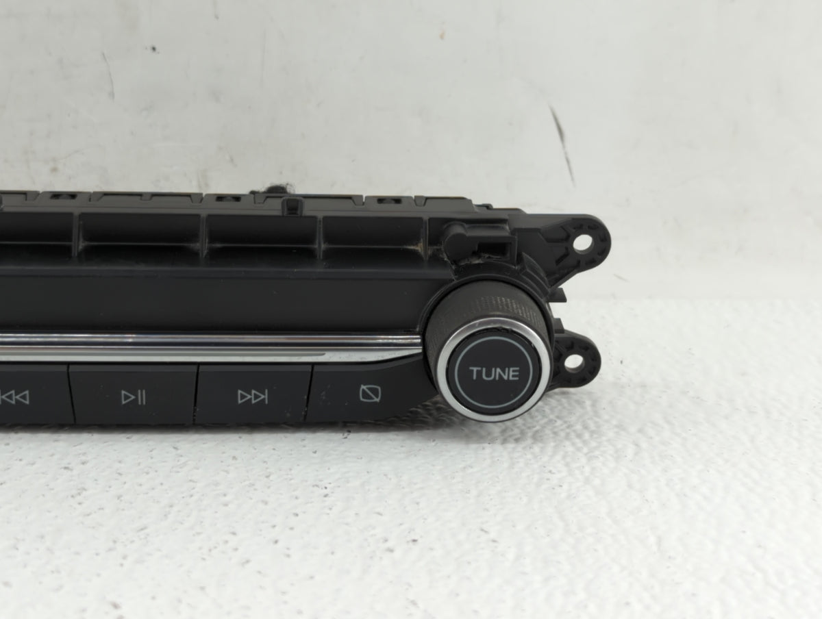 2021 Ford Escape Am Fm Cd Player Radio Receiver 338780 - Oemusedautoparts1.com