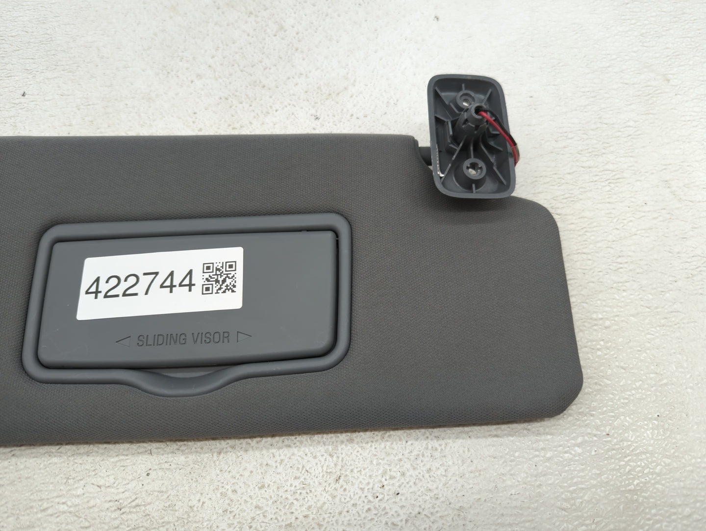 2020 Ford Escape Sun Visor Shade Replacement Passenger Right Mirror Fits OEM Used Auto Parts - Oemusedautoparts1.com