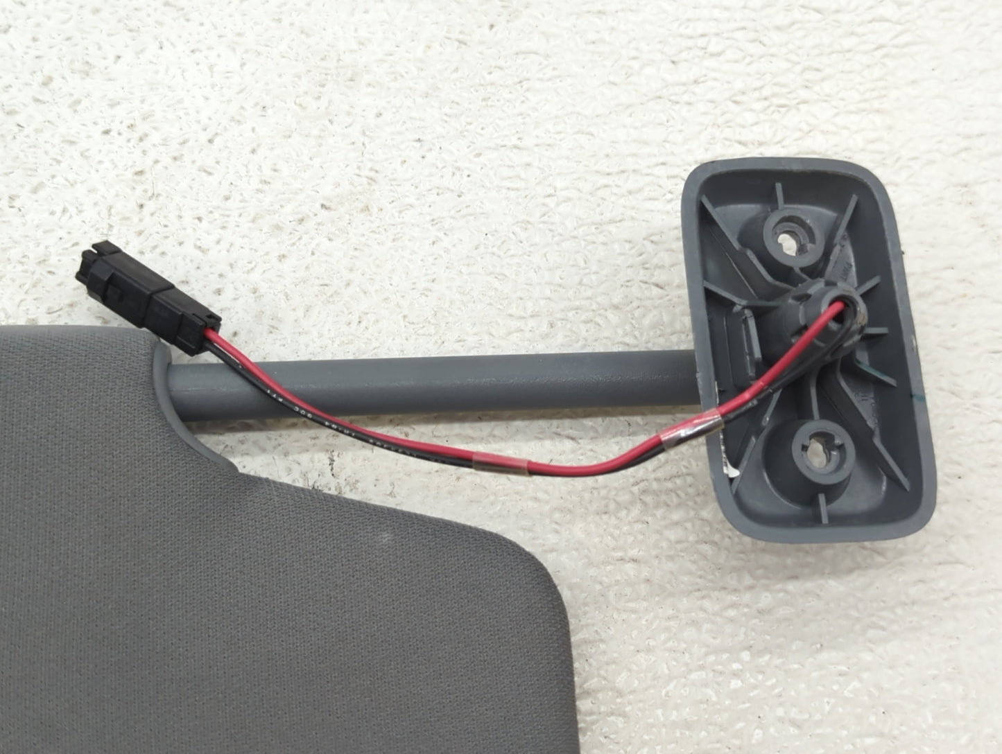 2020 Ford Escape Sun Visor Shade Replacement Passenger Right Mirror Fits OEM Used Auto Parts - Oemusedautoparts1.com