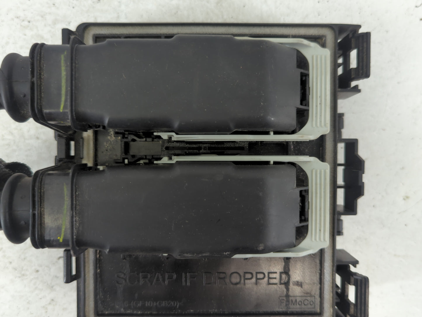 2020-2022 Ford Escape Fusebox Fuse Box Panel Relay Module P/N:LX6T-14D068-NBC Fits Fits 2020 2021 2022 OEM Used Auto Parts -
